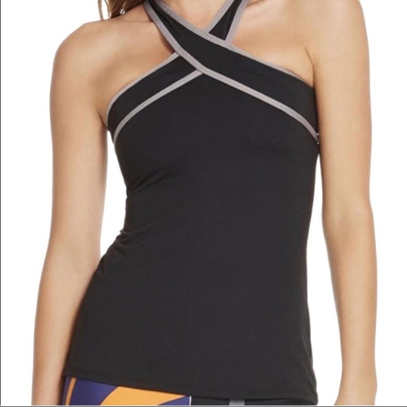 Fabletics Chicago Black & Gray Criss Cross Tank - Picture 2 of 5